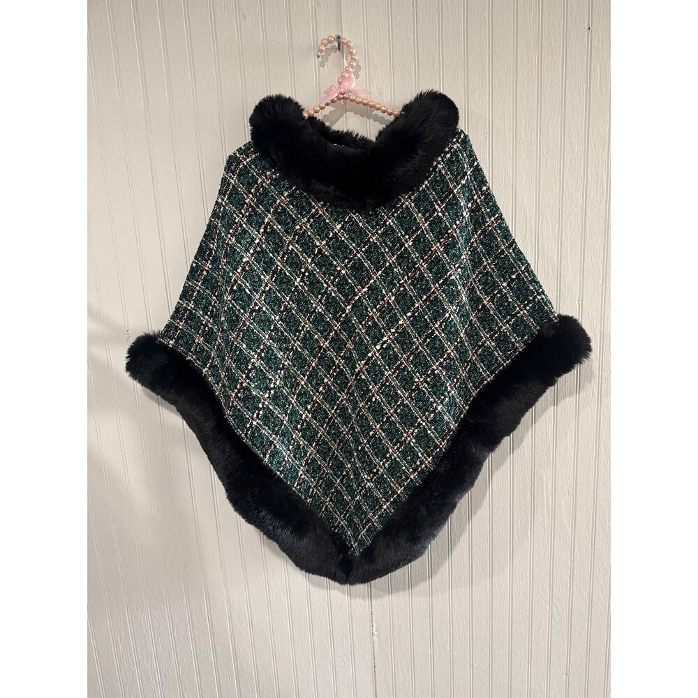 Boucle Faux Fur Trim Poncho - Universal